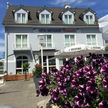 Hotel Normandie Schildow Buitenkant foto