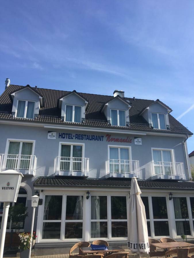 Hotel Normandie Schildow Buitenkant foto