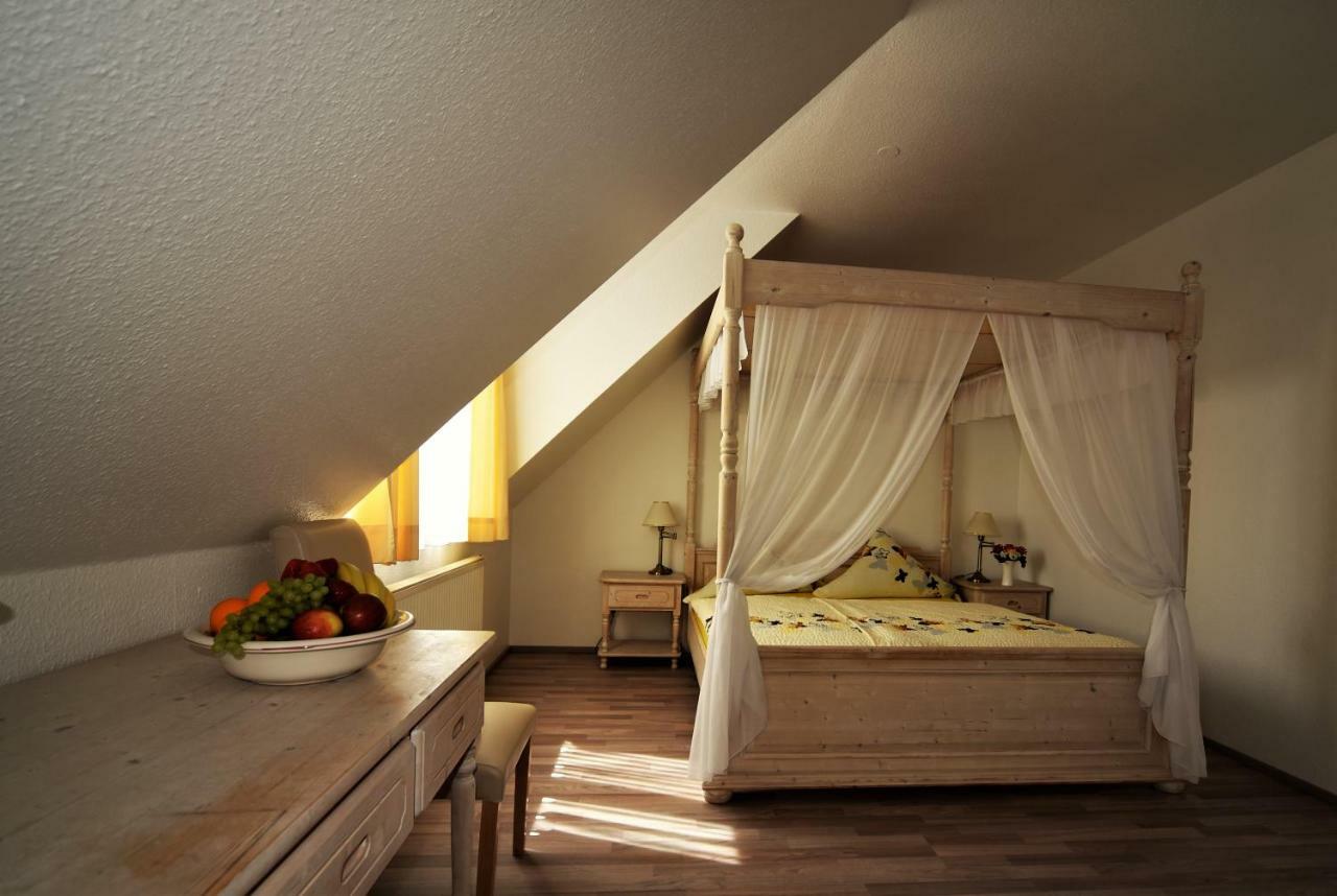 Hotel Normandie Schildow Buitenkant foto