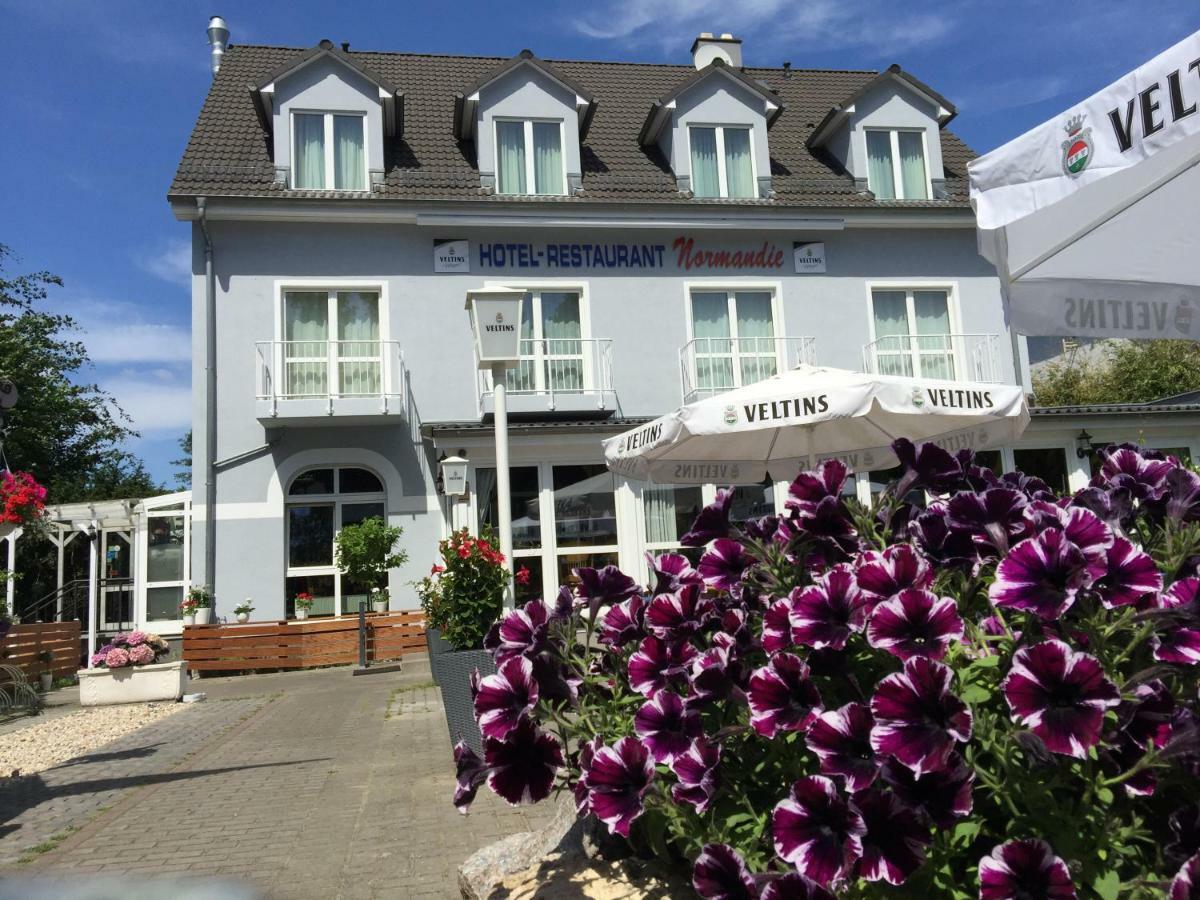 Hotel Normandie Schildow Buitenkant foto