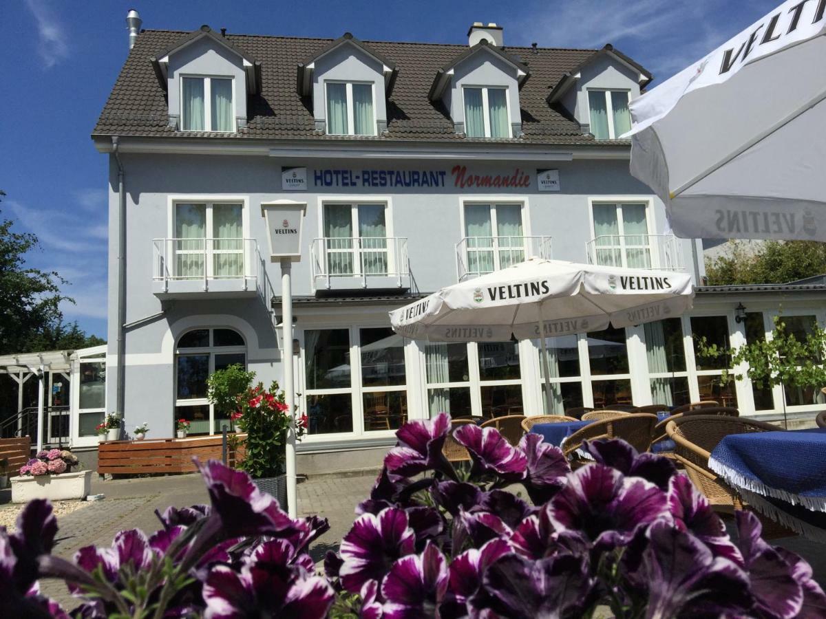 Hotel Normandie Schildow Buitenkant foto