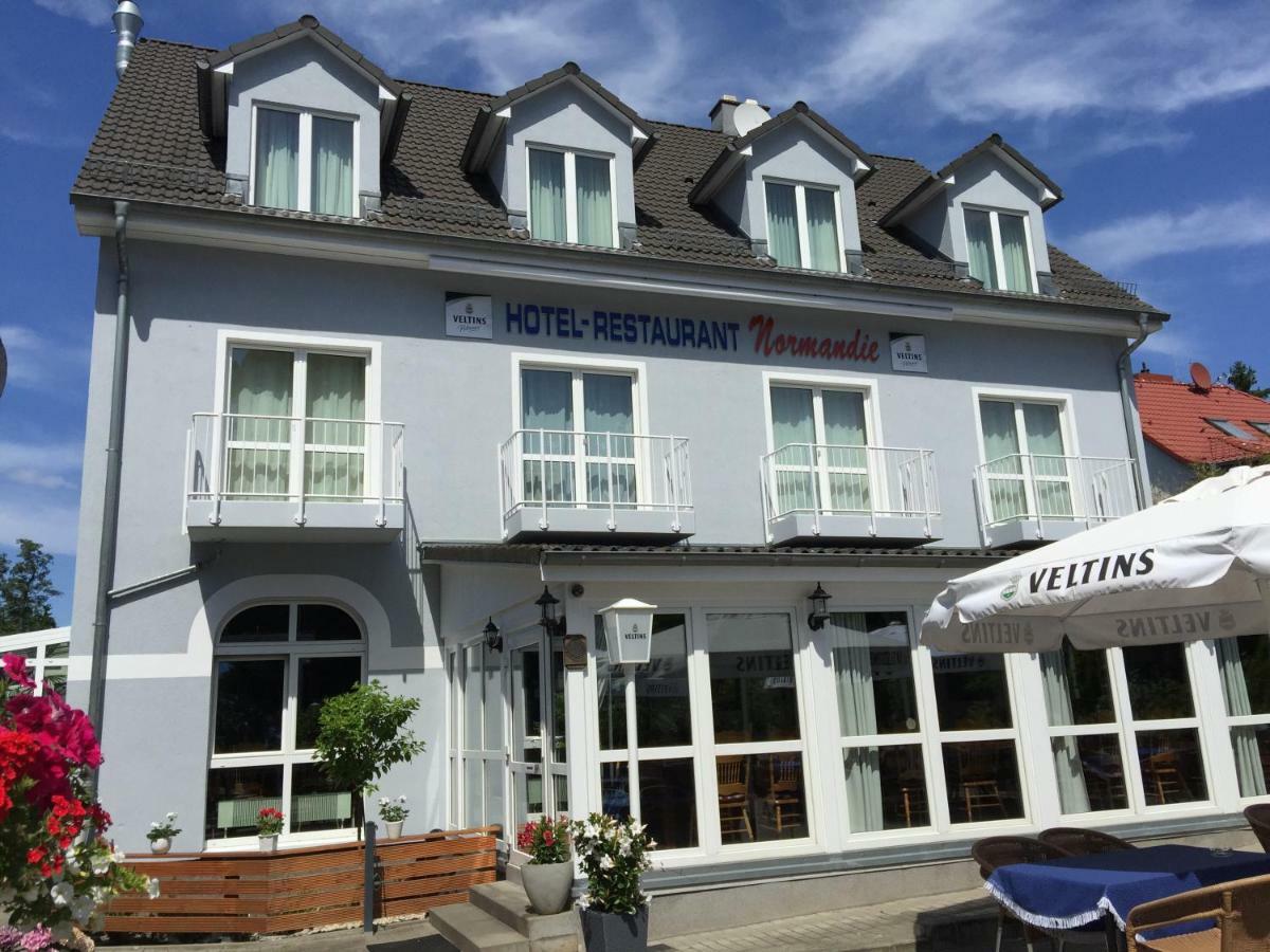 Hotel Normandie Schildow Buitenkant foto