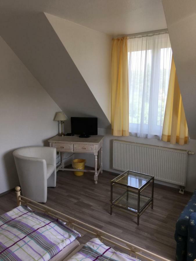 Hotel Normandie Schildow Buitenkant foto